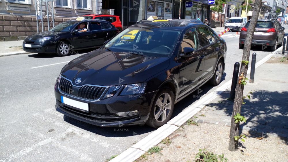 Диагностика бензинового двигателя Škoda Octavia в Красноярске