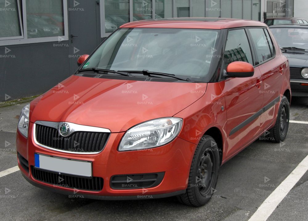 Замена противотуманок Škoda Fabia в Красноярске Замена противотуманок Škoda Fabia в Красноярске