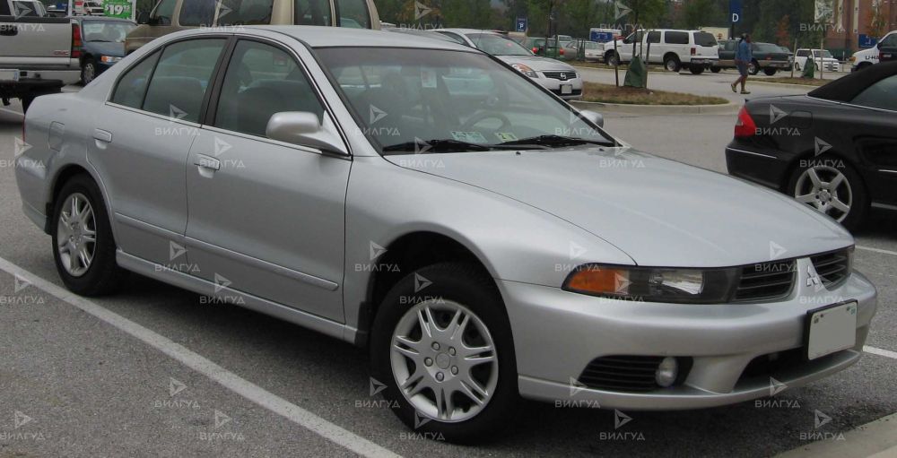 Замена водяного насоса Mitsubishi Galant в Красноярске