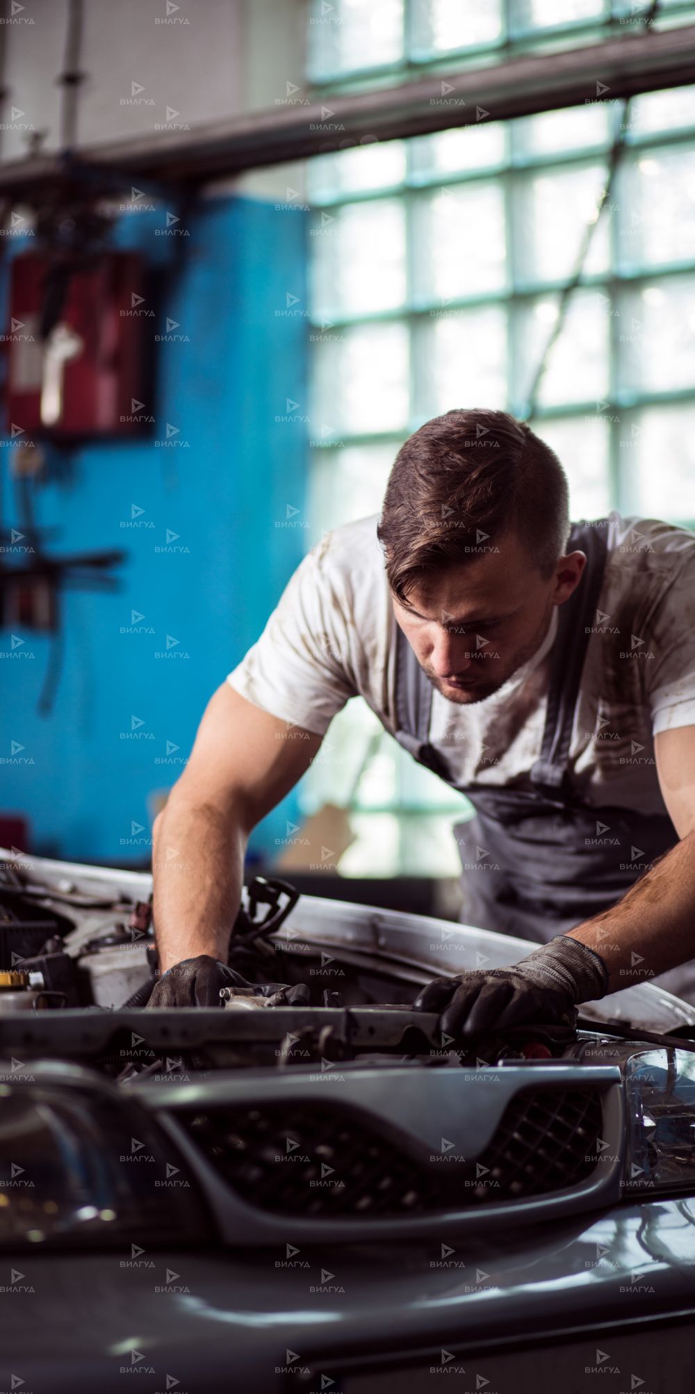 Замена ремня генератора Mazda в Красноярске