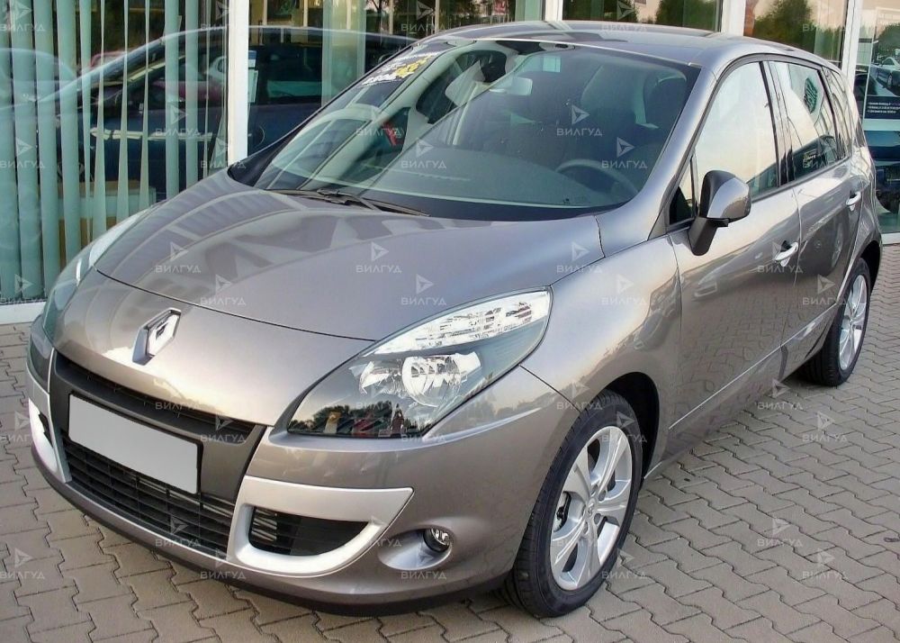 Замена передних пружин Renault Scenic в Красноярске