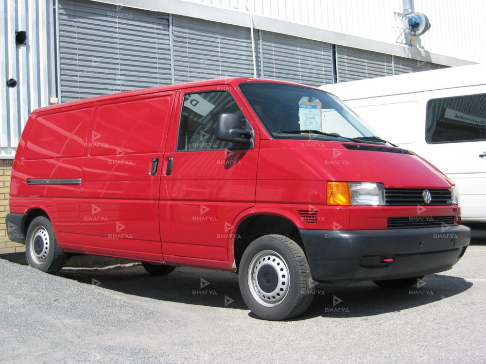 Замена сайлентблоков продольных рычагов Volkswagen Transporter в Красноярске