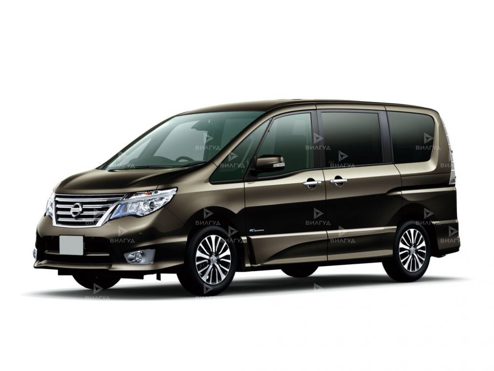 Замена задних пружин Nissan Serena в Красноярске