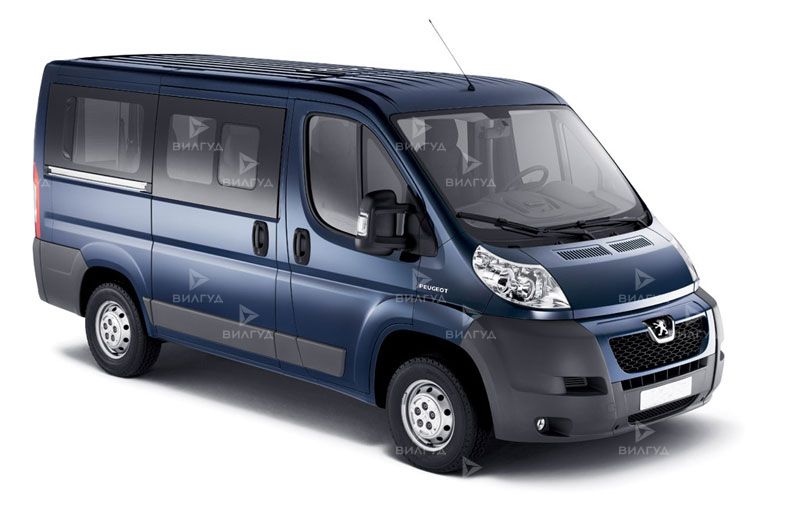 Замена задних пружин Peugeot Boxer в Красноярске