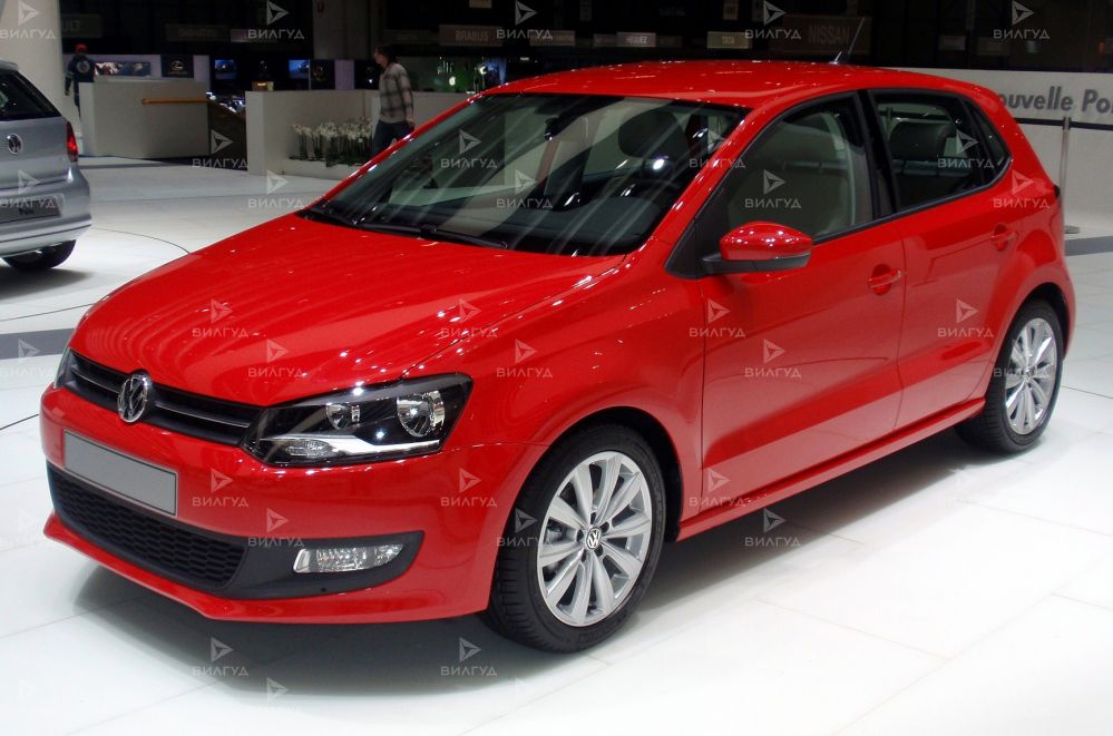 Замена задних пружин Volkswagen Polo в Красноярске